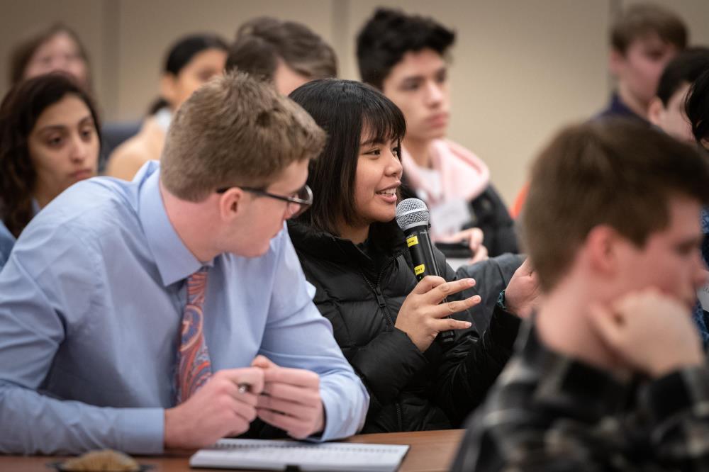 student at Urban Alliance meeting
