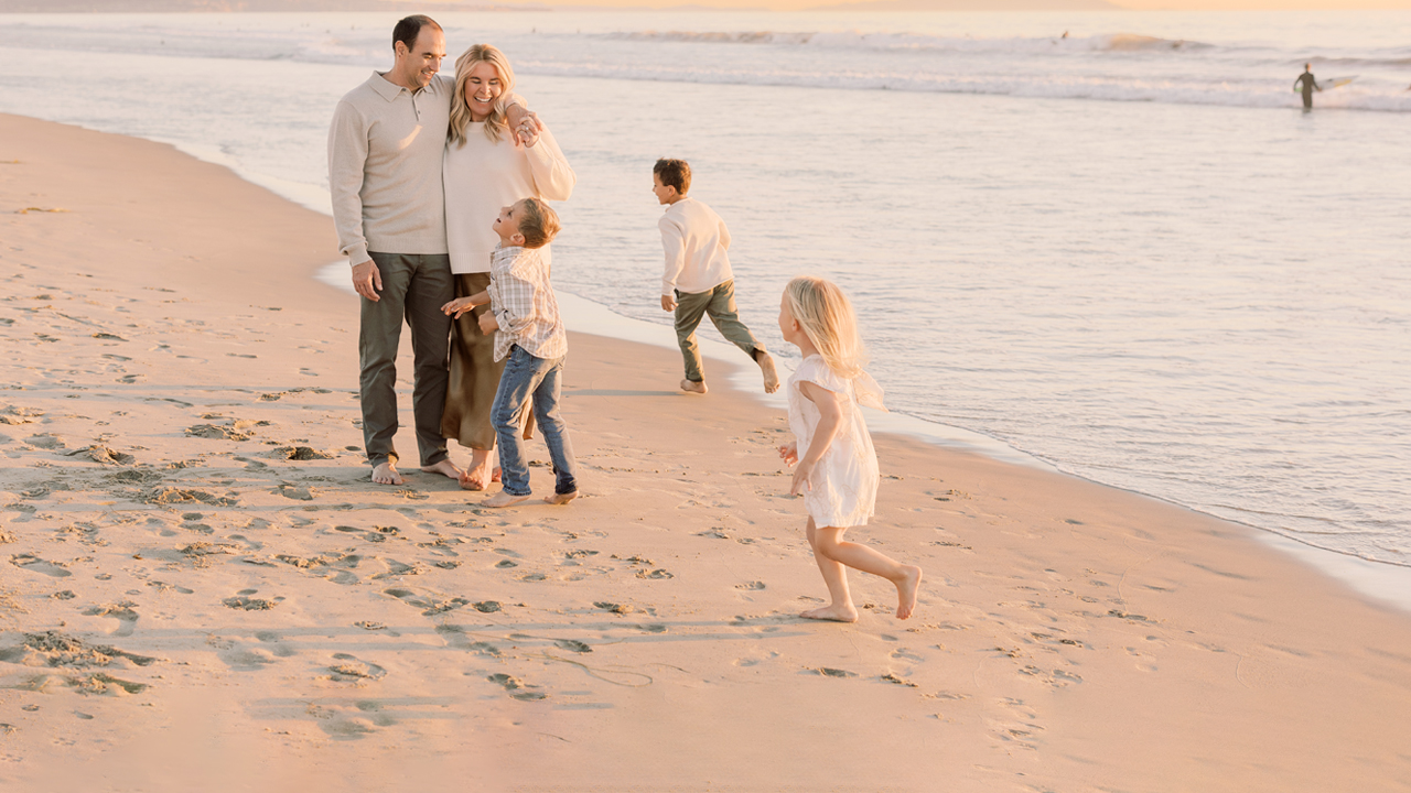 Amy and her family enjoy a day at the beach.