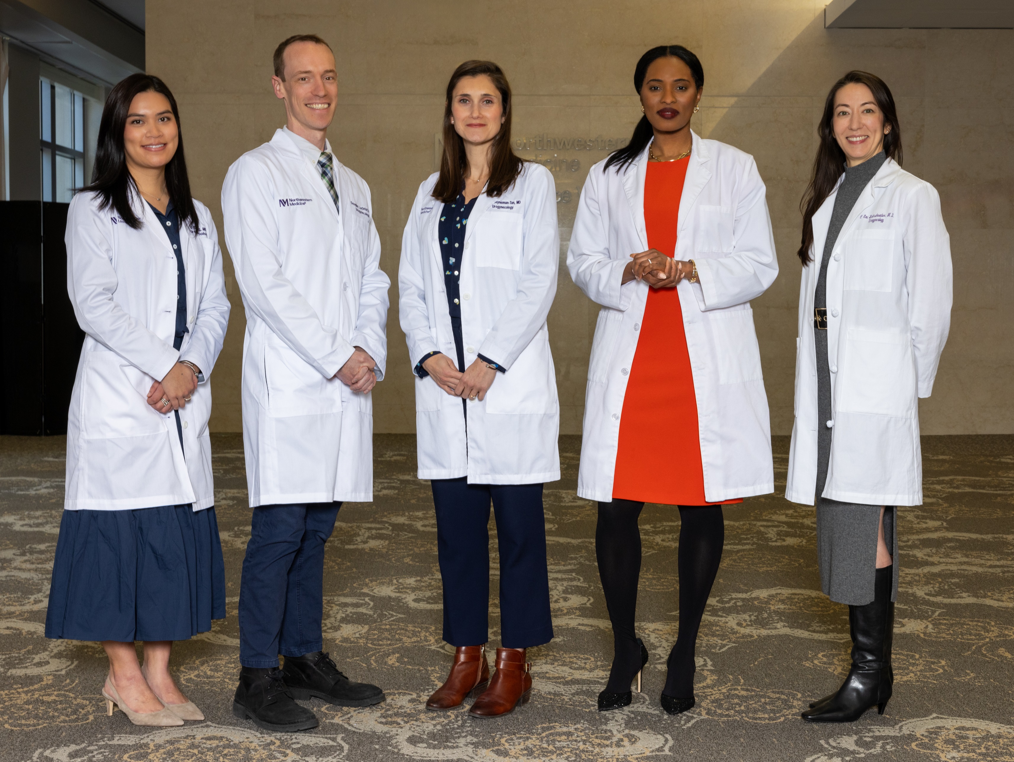 northwestern-medicine-urogyn-team-with-lab-coats-2