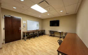 kish-debriefing-room